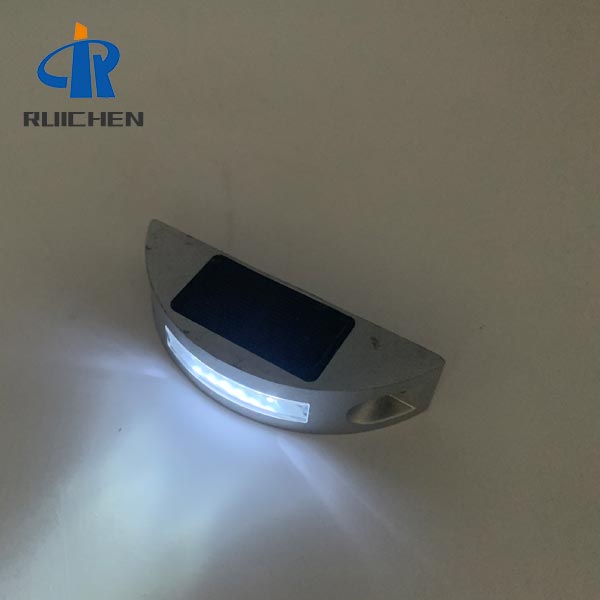 Ni-Mh Battery Led Solar Road Stud For Sale In China
